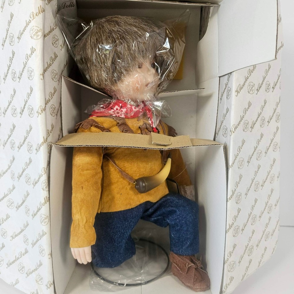 Knowles Little Davey Crockett Porcelain Doll Born to Be Famous Limited Edition